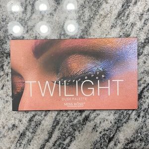 Eyeshadow palette